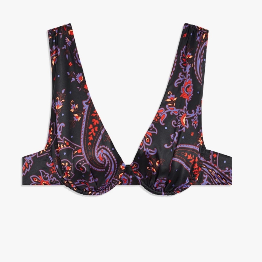 UNDERWIRE V-NECK PAISLEY TOP